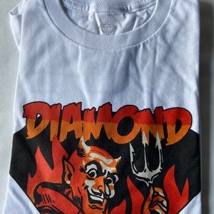 Diamond graphic design tee shirt